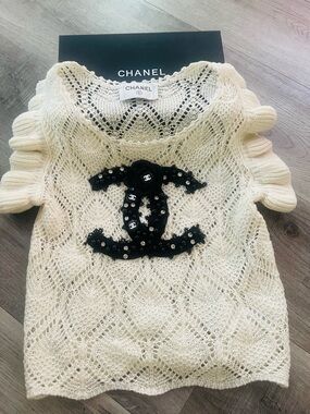 CHANEL Cream Openwork Knit Top with Black CC Appliqué SIZE S